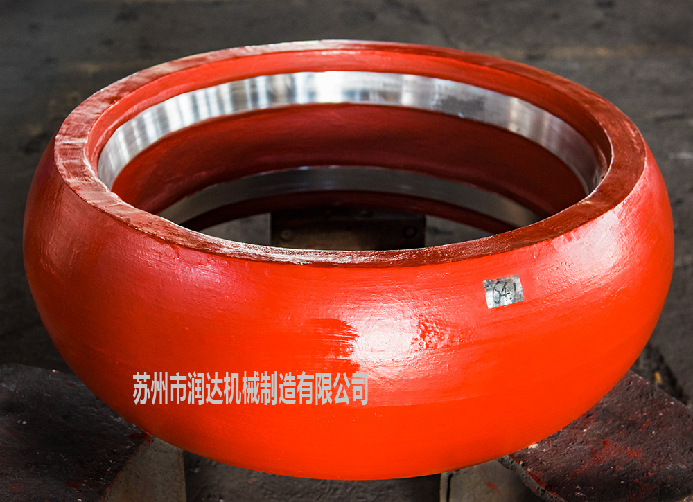 尺寸準確的水泥生料磨磨輥/襯板生產(chǎn)廠家——蘇州潤達